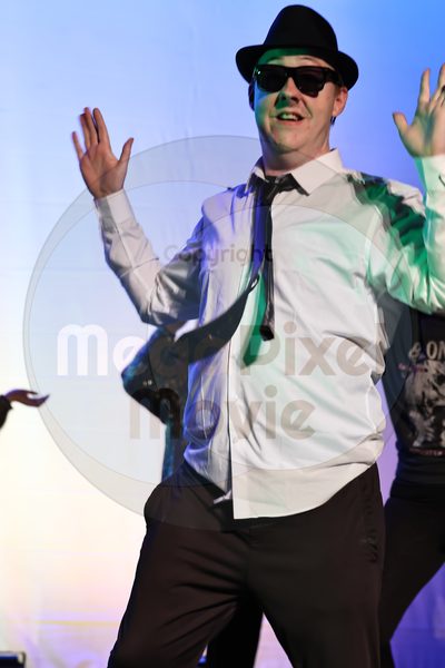 Let's Dance - Image 696A6496