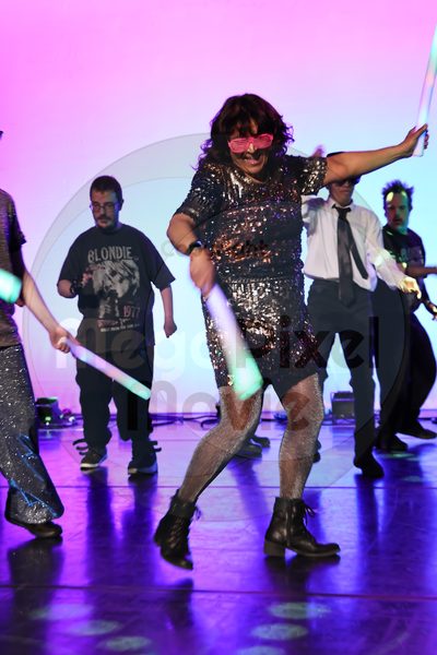 Let's Dance - Image 696A6776