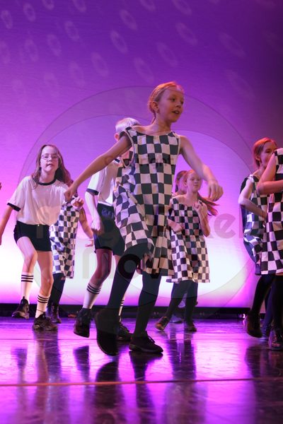 Let's Dance - Image 4682