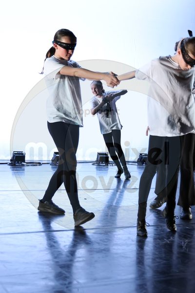 Let's Dance - Image 696A2991