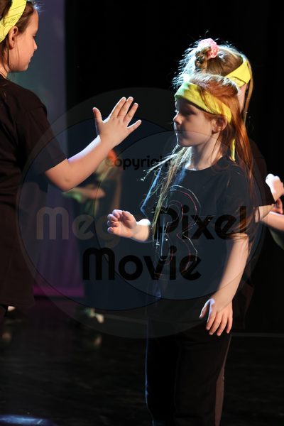 Let's Dance - Image 696A4206