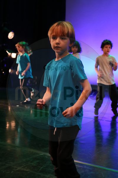 Let's Dance - Image 0469