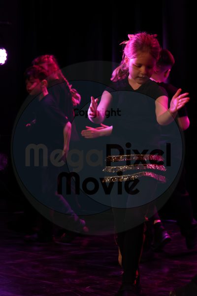Let's Dance - Image 696A6769