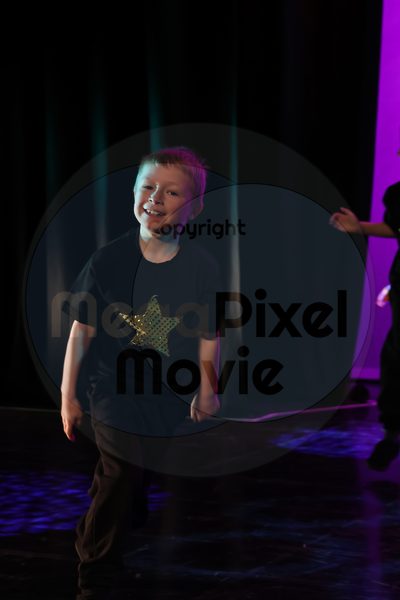 Let's Dance - Image 696A7183
