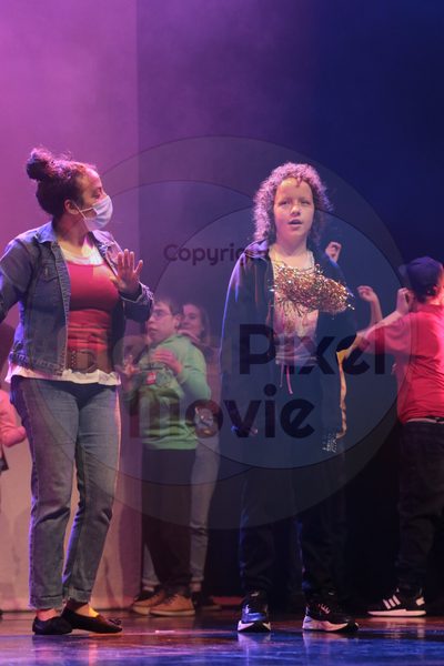 Let's Dance - Image 1043