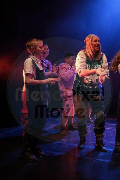 Let's Dance - Image 1071