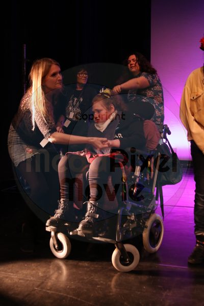 Let's Dance - Image 7563