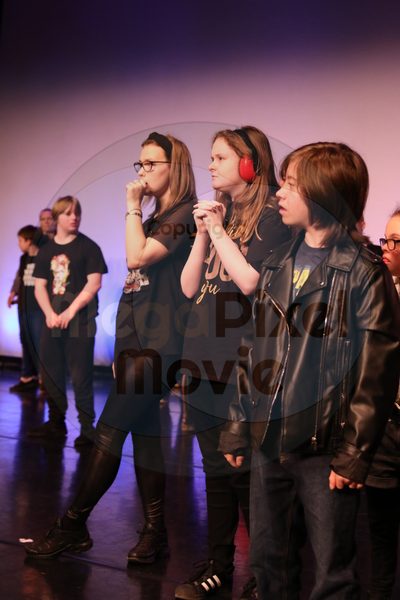 Let's Dance - Image 7671