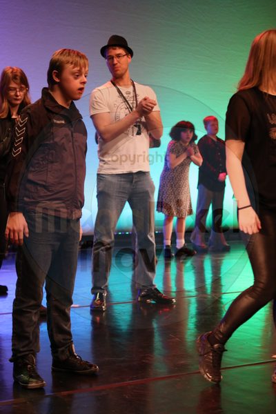 Let's Dance - Image 7921