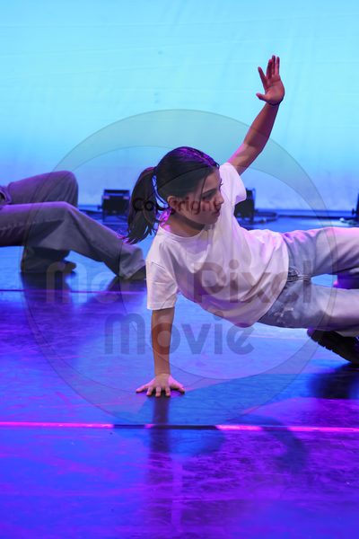 Let's Dance - Image 696A6395