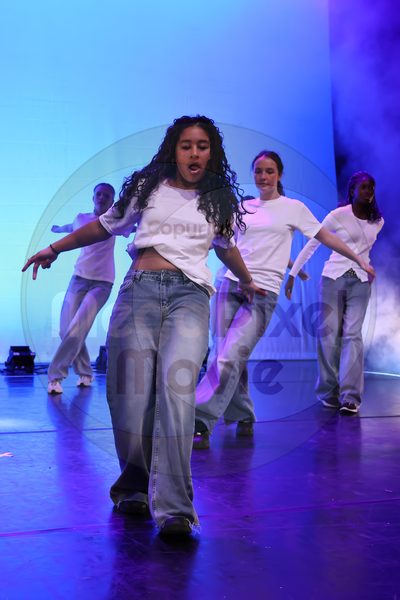 Let's Dance - Image 696A6566