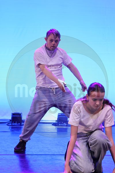 Let's Dance - Image 696A6723-2