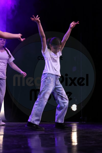 Let's Dance - Image 696A6812