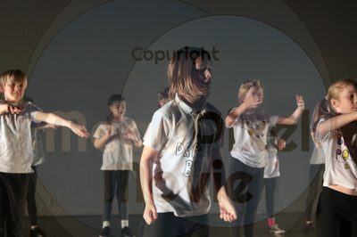 Let's Dance - Image 1923