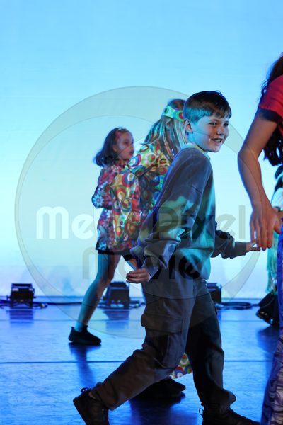 Let's Dance - Image 696A6006
