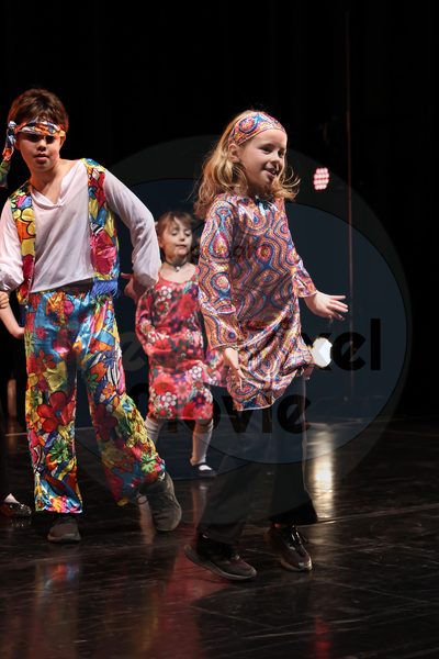 Let's Dance - Image 696A6348