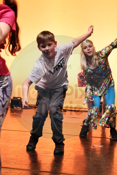 Let's Dance - Image 696A6379