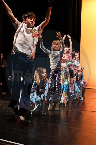 Let's Dance - Image 696A6448