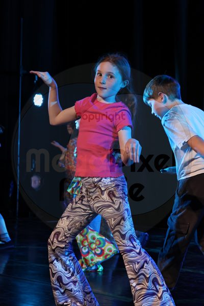 Let's Dance - Image 696A6495