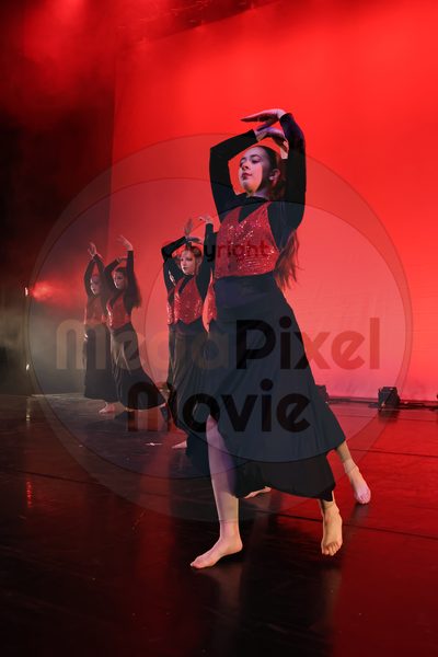 Let's Dance - Image 696A8940