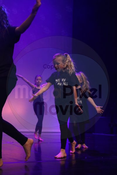 Let's Dance - Image 9985