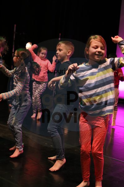 Let's Dance - Image 8079