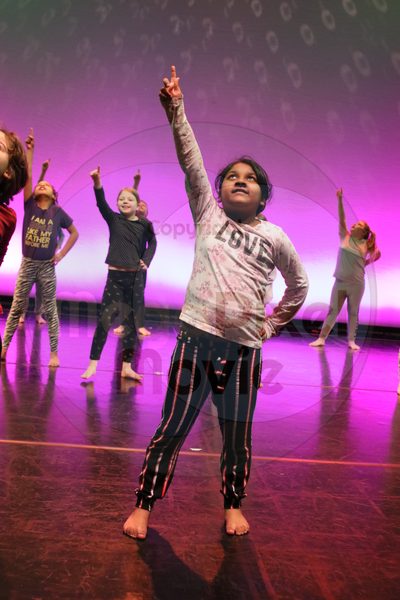 Let's Dance - Image 8099