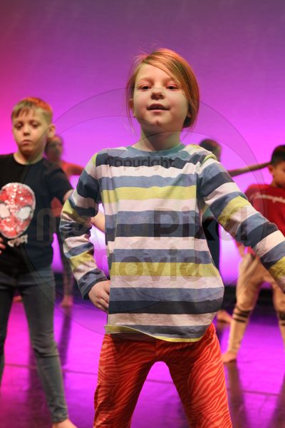 Let's Dance - Image 8142