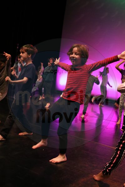 Let's Dance - Image 8421