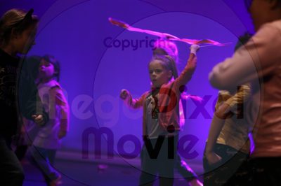 Let's Dance - Image 4986