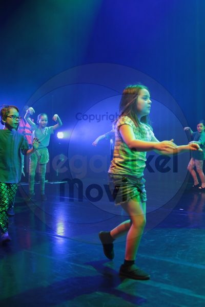 Let's Dance - Image 5768