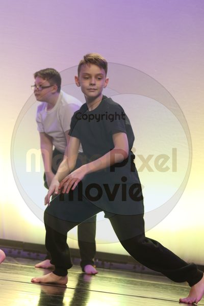 Let's Dance - Image 6990