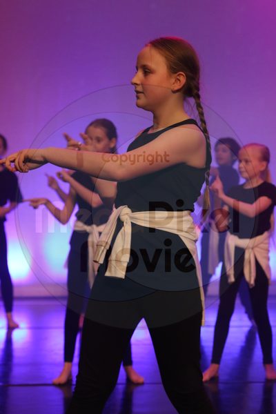 Let's Dance - Image 2005