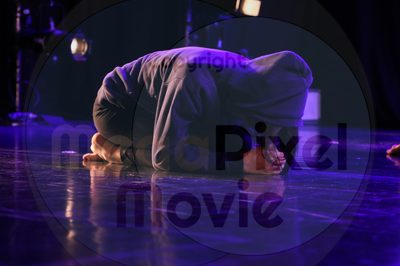 Let's Dance - Image 7401