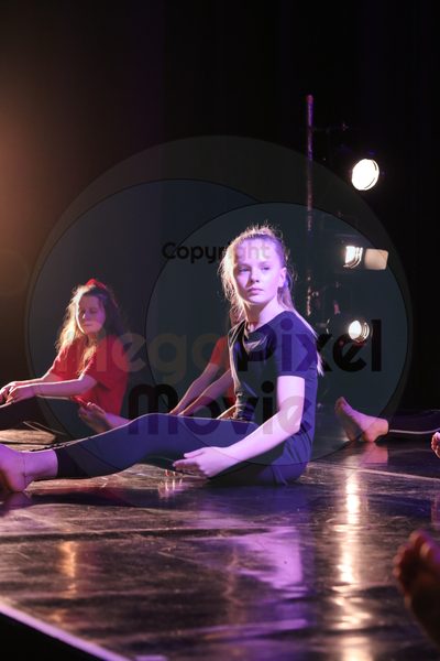 Let's Dance - Image 5040