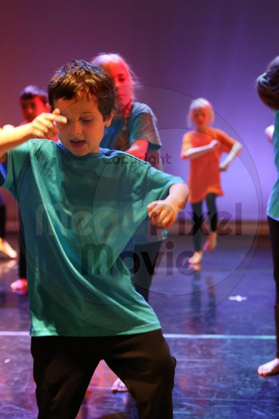 Let's Dance - Image 2050