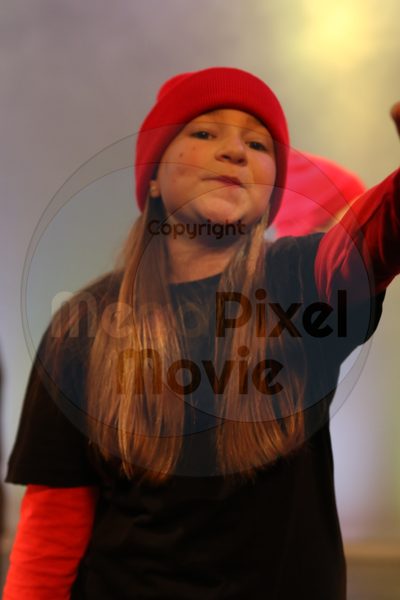 Let's Dance - Image 3679