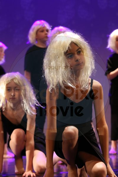 Let's Dance - Image 4574