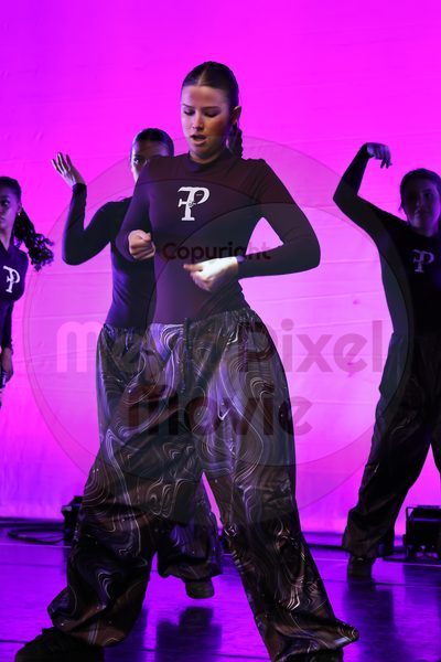 Let's Dance - Image 696A4344