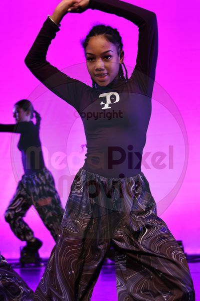 Let's Dance - Image 696A4377
