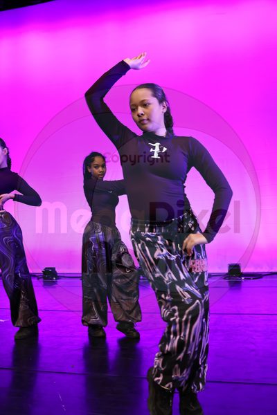 Let's Dance - Image 696A4403