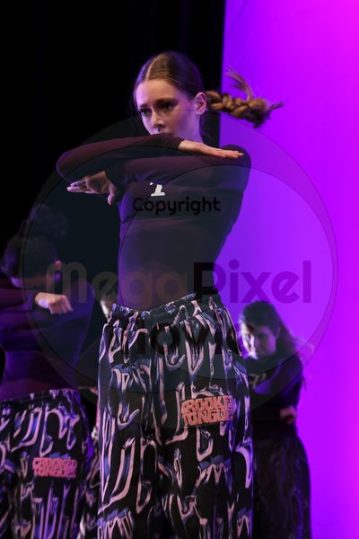 Let's Dance - Image 696A4623