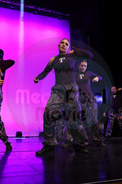 Let's Dance - Image 696A5293