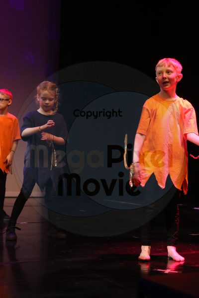 Let's Dance - Image 7855