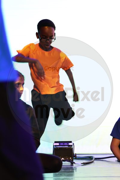Let's Dance - Image 696A0869