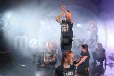 Let's Dance - Image 0582