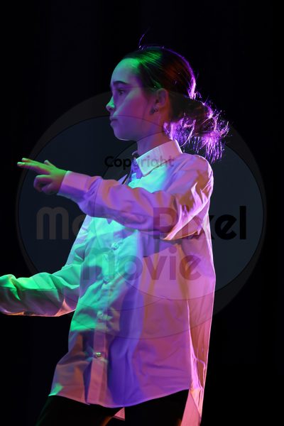 Let's Dance - Image 696A4665