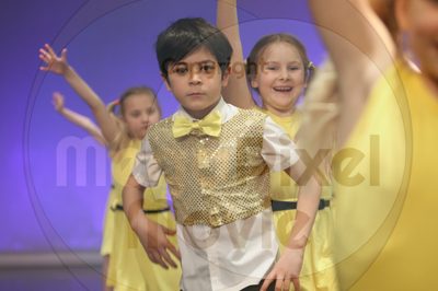 Let's Dance - Image 4300