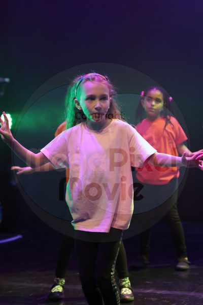 Let's Dance - Image 0650