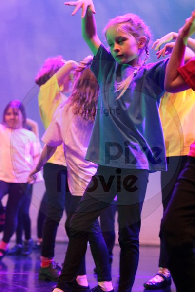 Let's Dance - Image 0823